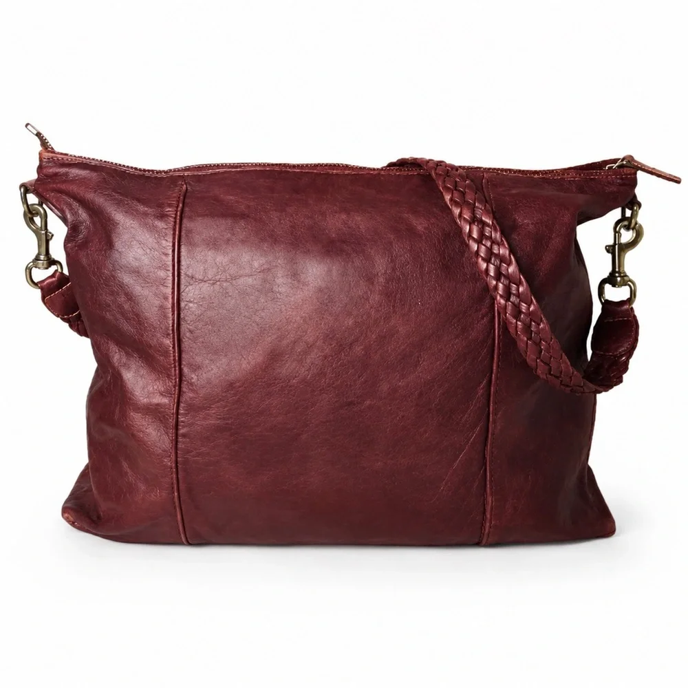 GUCCI Supreme Wine Leather Oversized Messenger Top Zip Bag With: DUST BAG